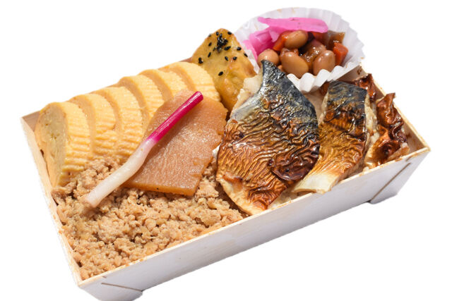 小江戸オハナ-小江戸ふっくら焼き鯖 鶏そぼろ弁当