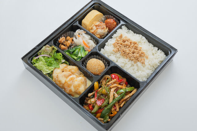 中華ダイニングume咲-青椒肉絲×海老マヨ まんぷく中華弁当