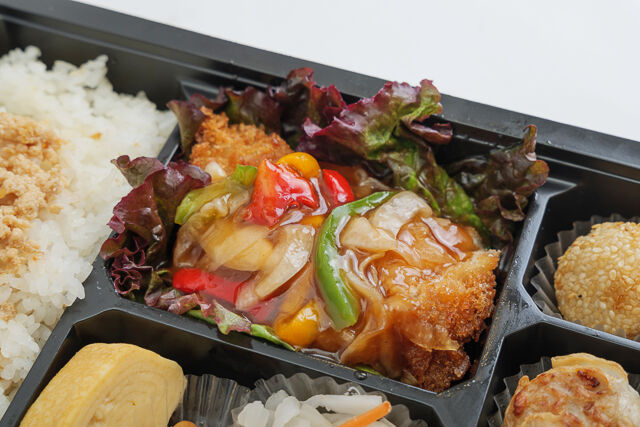 中華ダイニングume咲-白身魚の甘酢あんかけ 中華幕の内弁当