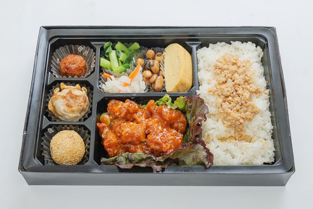 鶏のチリソース 中華幕の内弁当