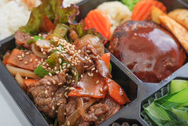 牛タンハンバーグ×ステーキふぅふぅ-韓国風プルコギ＆牛タンハンバーグ弁当
