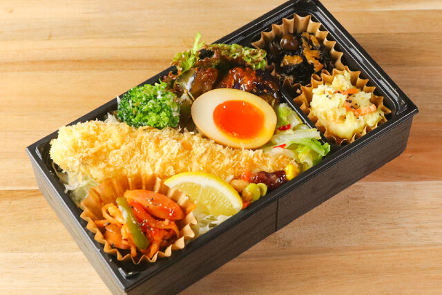 歯切れ抜群ささみカツ 彩り弁当