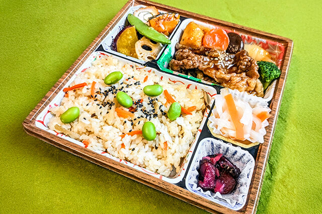 やま半-A5等級黒毛和牛 すき焼き弁当