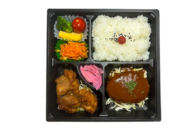 どらごん弁当-ハンバーグと甘ダレからあげ弁当