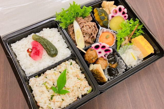 和璃ゐぶき-【人気No．3】特製じゃこご飯と極上すき焼き御膳
