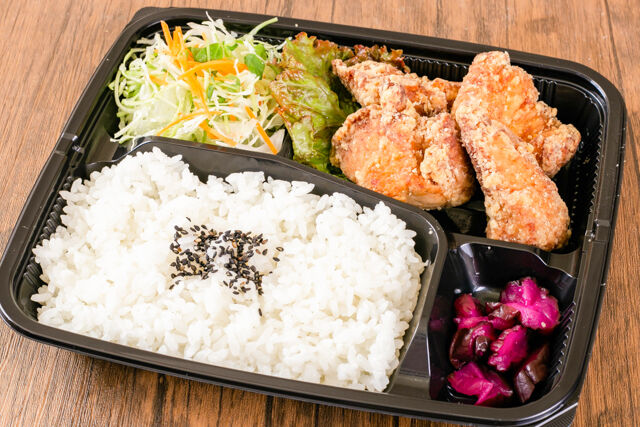 むね唐揚げ弁当（4個入り）