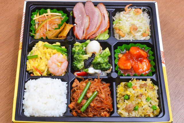 青山一品-北京（エビチリの9升御膳）