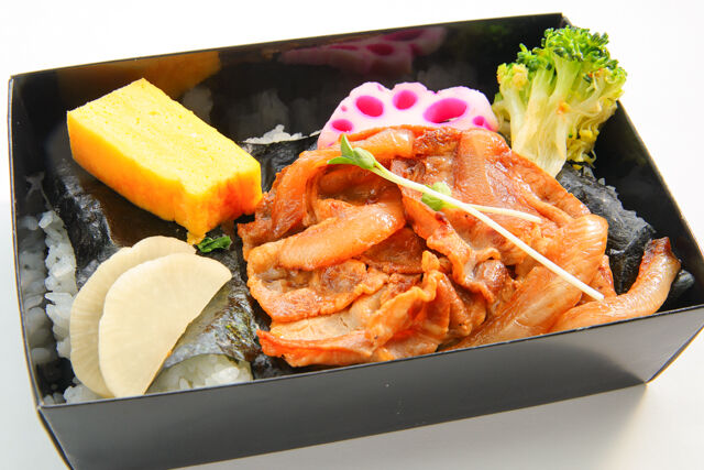 海苔弁あかね-三元豚と淡路産玉葱の甘タレ生姜焼き海苔弁当