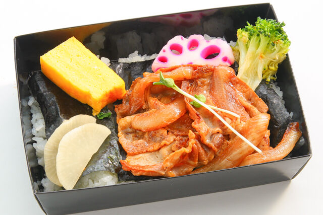 三元豚と淡路産玉葱の甘タレ生姜焼き海苔弁当