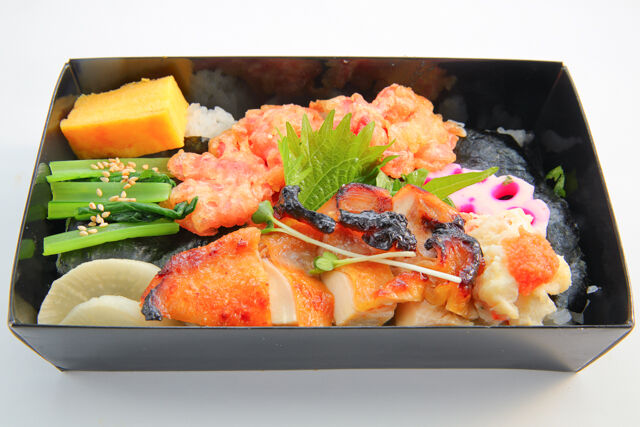 海苔弁あかね-鶏もも肉蜂蜜焼きと5種の総菜海苔弁当