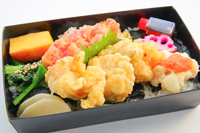 海苔弁あかね-藻塩仕込みの鶏天と5種の総菜海苔弁当