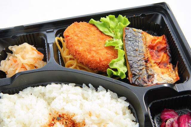 弁当工房あかね堂-ノルウエー鯖塩焼き＆茜ビーフコロッケ弁当