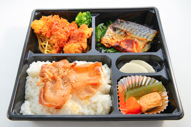 弁当工房あかね堂-鶏ももチキンカツとノルウエー鯖西京焼きの豚バラ照焼き重