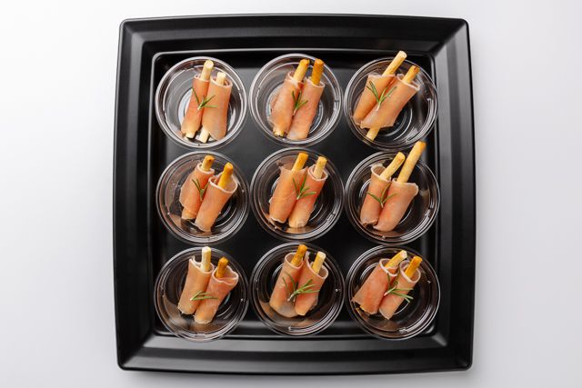 グリッシーニの生ハムロール