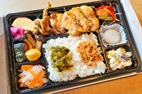 横濱養鶏箱-養鶏幕ノ内箱 地鶏特製味噌焼き