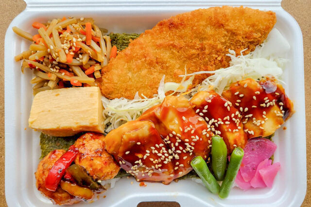 横濱養鶏箱-養鶏海苔弁 地鶏の黒酢餡