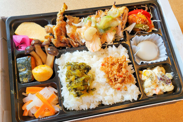養鶏幕ノ内箱 地鶏葱塩焼き