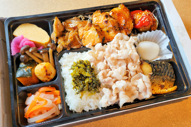 横濱養鶏箱-養鶏幕ノ内箱（上）三元豚しゃぶ