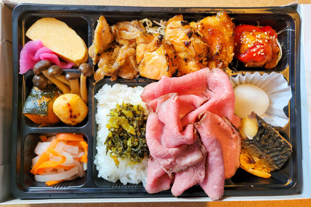 横濱養鶏箱-養鶏幕ノ内箱（特上）和牛ローストビーフ