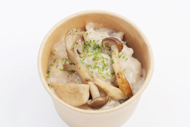 【温まる】鶏肉とキノコのフリカッセ