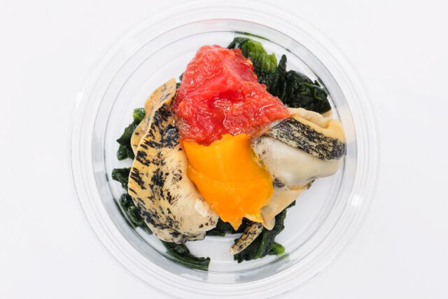 北海道産つぶ貝とセミドライトマト