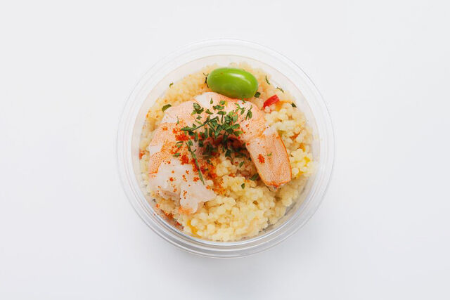 クスクスとエビのサラダ