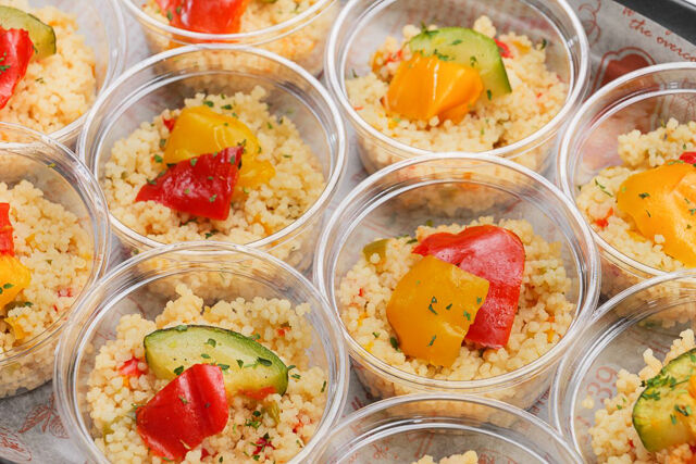 クスクスのサラダ〜彩り野菜添え〜