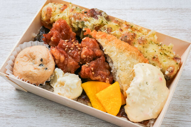 おもてなし亭自慢の海苔弁