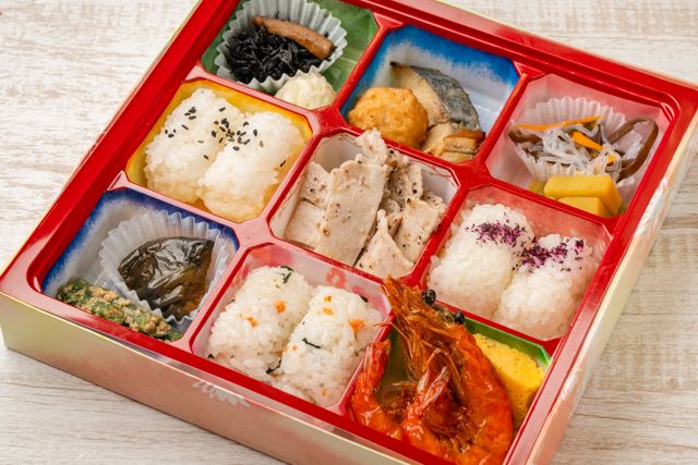 おもてなし亭-彩り9マス弁当（豚カルビ）