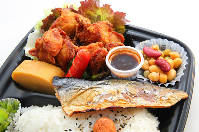 勇往邁進-モモから・焼きサバ弁当