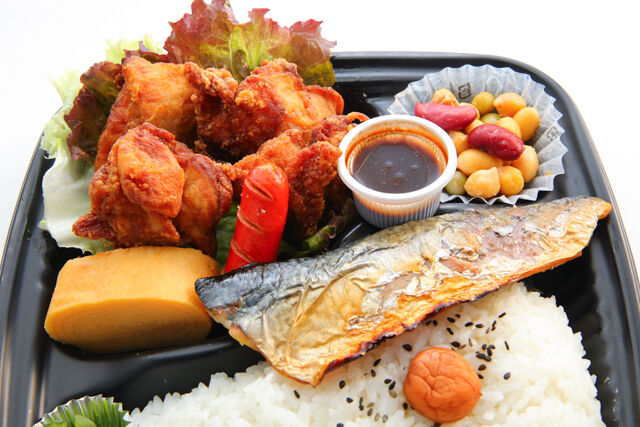 勇往邁進-モモから・焼きサバ弁当