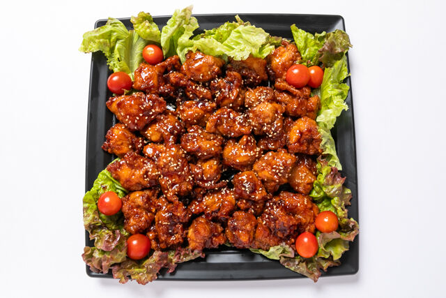 店長が揚げた鶏の甘辛揚げ