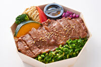 クック井上。監修【京風焼肉 旦那衆】（東京店）-京風焼肉重 サーロイン