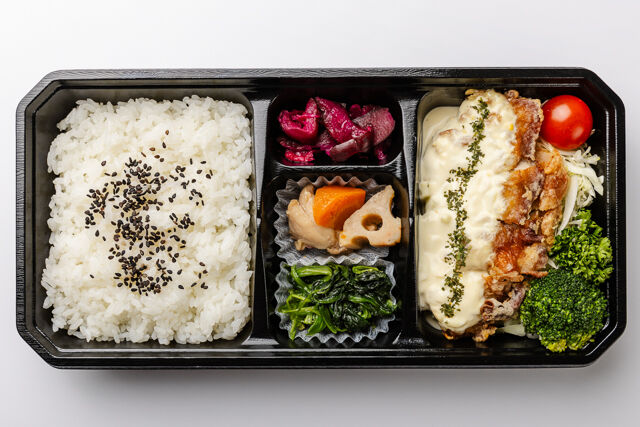 お米屋の弁当俵屋-【お米の俵屋】自家製タルタルのチキン南蛮弁当