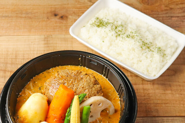 北海道スープカレー SAMA-【温まる】SAMAハンバーグココナッツカリー