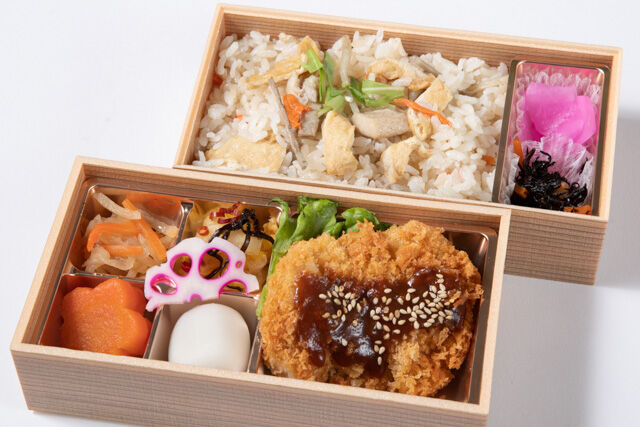 おもてなしの心 三心（低価格ブランド）-味噌カツと炊き込みご飯の贅沢御膳