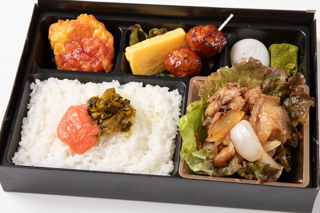 おもてなしの心 三心（低価格ブランド）-特製ダレの生姜焼きと明太高菜ご飯の贅沢御膳