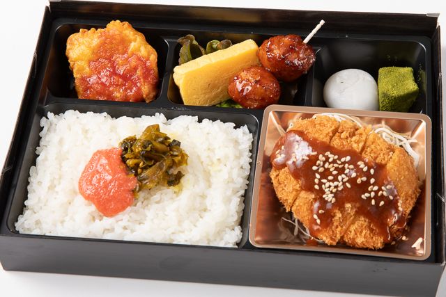おもてなしの心 三心（低価格ブランド）-手仕込みロースカツと明太高菜ご飯の贅沢御膳