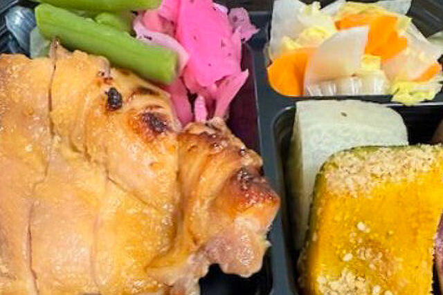 たかまさ農園-彩り弁当 鶏肉のこうじ味噌焼き