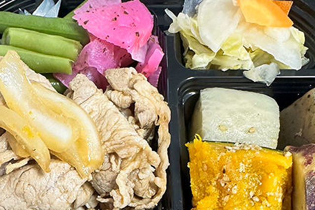 たかまさ農園-彩り弁当 豚肉の生姜焼き