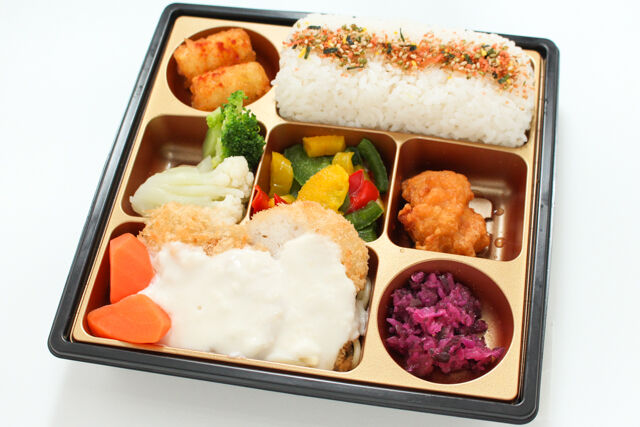 satomi〜有名シェフがてがけるおべんとう〜（大阪店）-Standard／ブールブラン煮込みチキンカツ