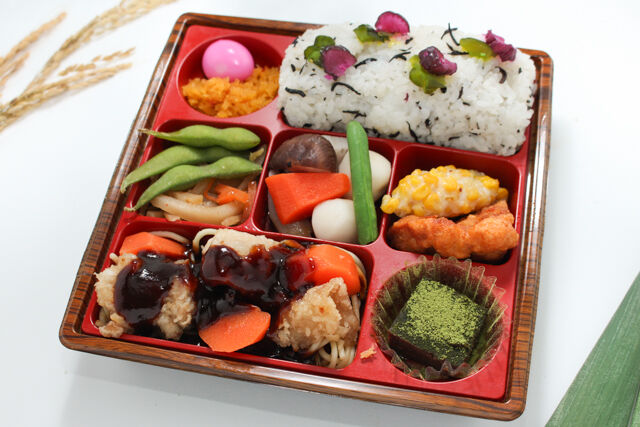 作と味（大阪店）-【特製】味噌カツから揚げ［ひじきごはん］