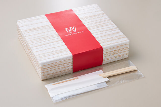 ポンテベッキオ（大阪店）-ジェノベーゼとセミドライトマトのパスタ＆ハンバーグのポルチーニクリーム煮込み