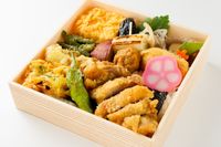 日本橋 板前弁当 ほし野-【のり弁 上】鶏の竜田甘酢漬け
