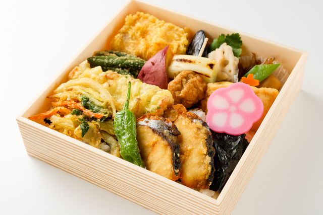 【のり弁 上】鯖の竜田甘酢漬け