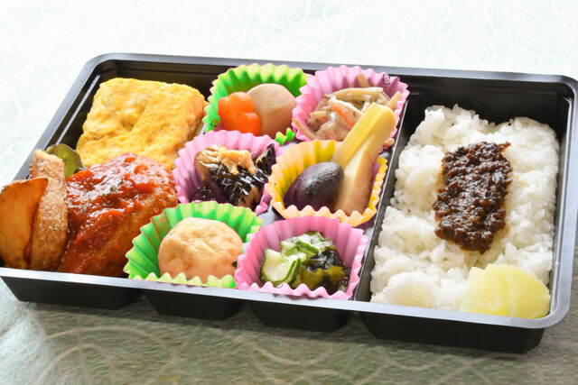 仕出し かわ瀬-ハンバーグ弁当
