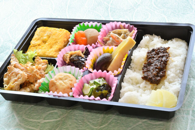 仕出し かわ瀬-豚ネギ塩焼き弁当