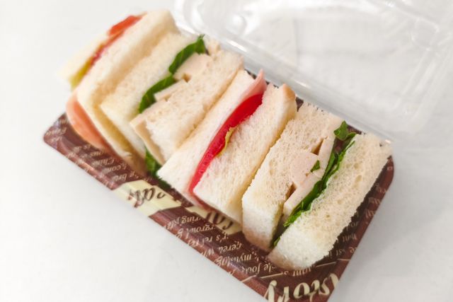 Sand Marche-シンプルBOX【BLT＆サラダチキン】