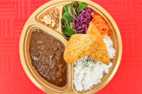 Alーcheーcciano 奥田政行シェフのカレー-5種の野菜と2種のフルーツと3種の穀類の味わいカレー【白身魚フライのトッピング】
