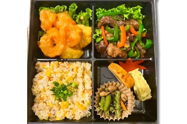 ビストロ8-えびマヨと青椒肉絲弁当